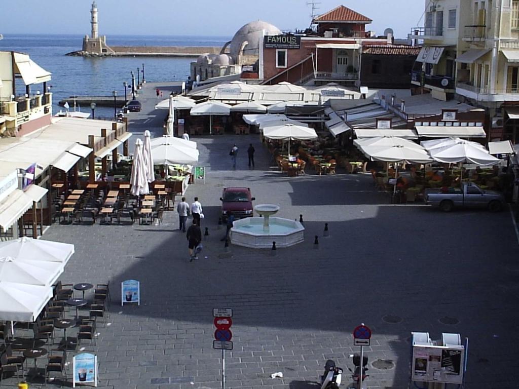 Pia Rooms Chania  Ngoại thất bức ảnh